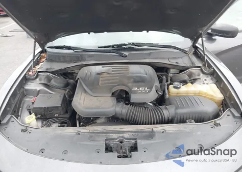 2015 Dodge Charger Se z USA, uszkodzony, nr VIN 2C3CDXFG3FH717161